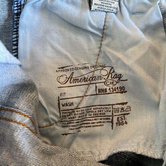 American Rag Blue Denim Pleated Jeans Shorts Juniors Size 7 Trouser Short - Picture 7 of 10